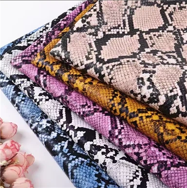 Upphleypt Fake Leather Snake Pvc Leður Fyrir Töskur Stígvél Pils